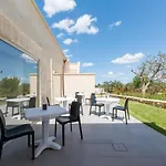 Vittoria לינה וארוחת בוקר אוסטוני