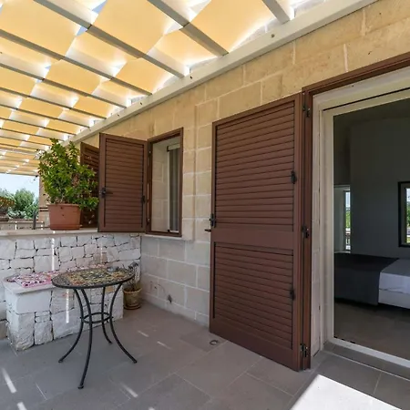 Vittoria Bed & Breakfast 4*