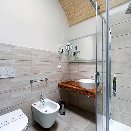 Vittoria 4*